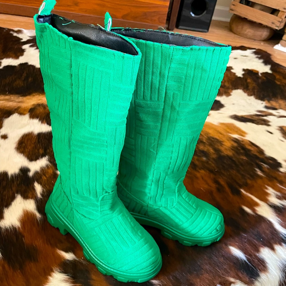 Green boots👢👢cool calf lightweight fun hip retro style trending now TikTok